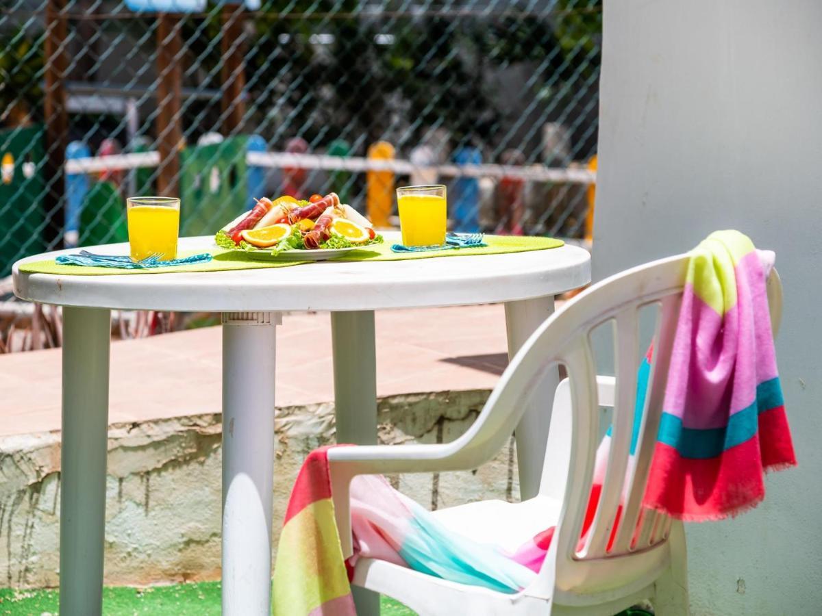 101 Bright, Pool View And Air Conditioning Apartment Плая де лас Америкас Екстериор снимка