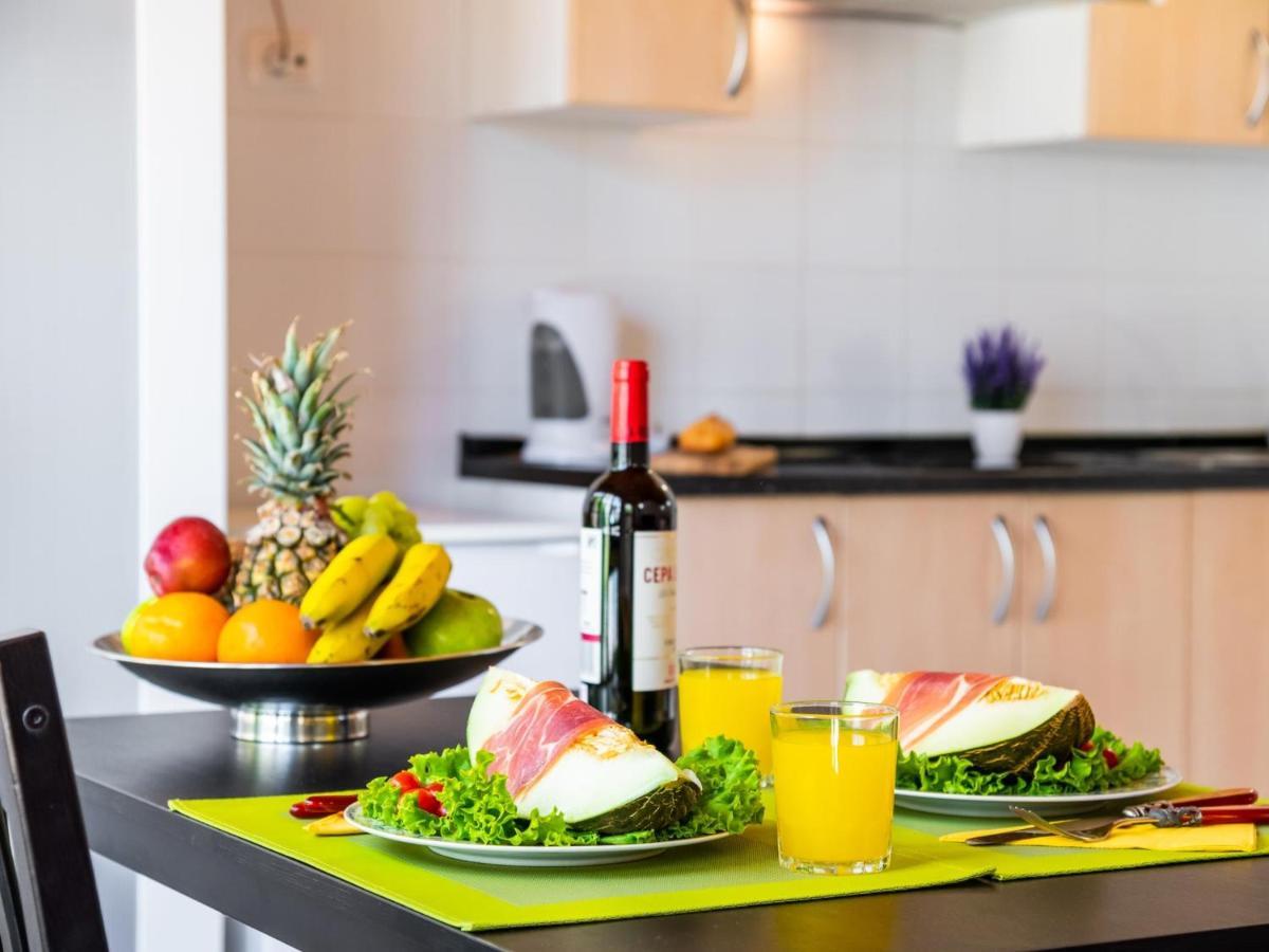 101 Bright, Pool View And Air Conditioning Apartment Плая де лас Америкас Екстериор снимка